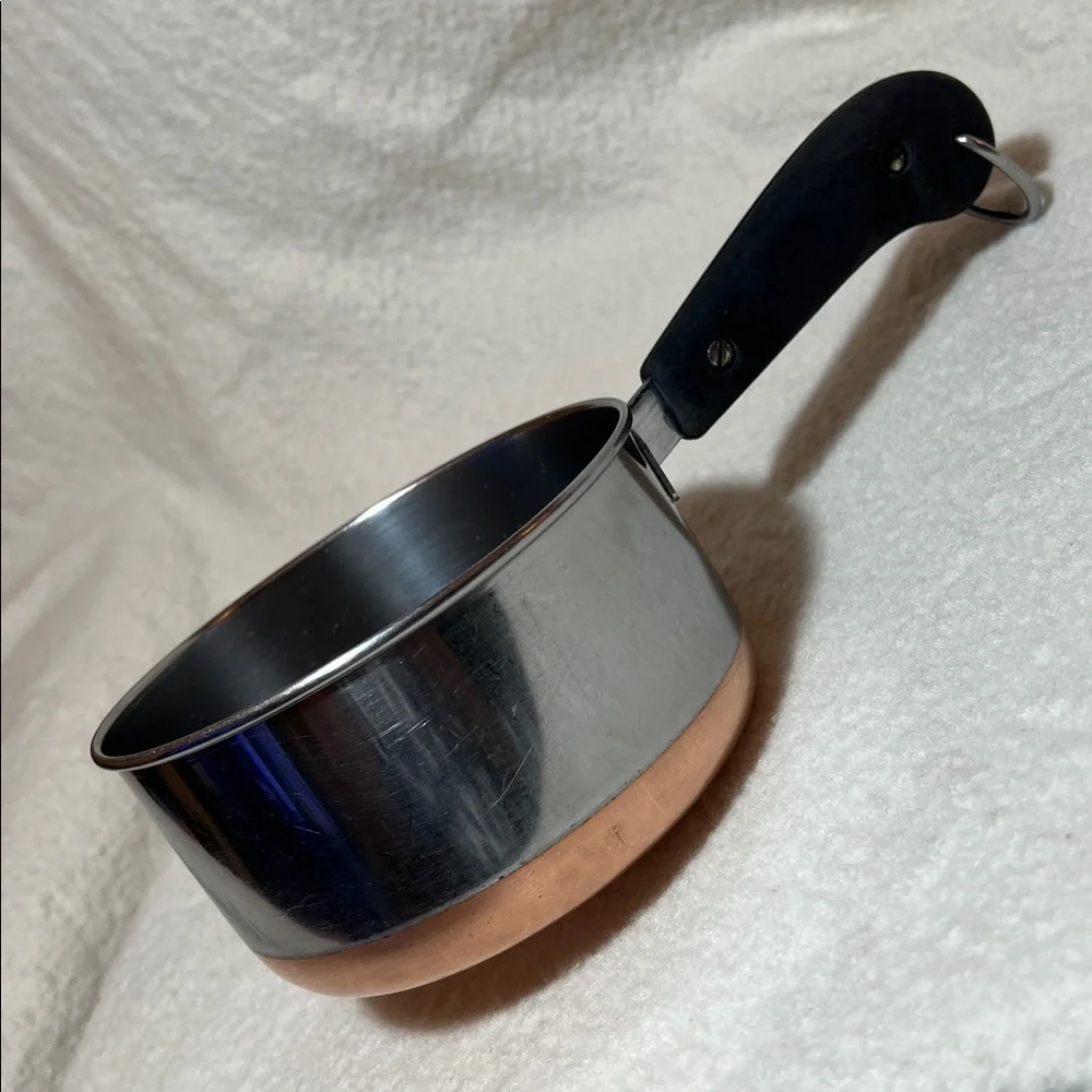 Revere Ware Very Vintage 6” pot w/lid